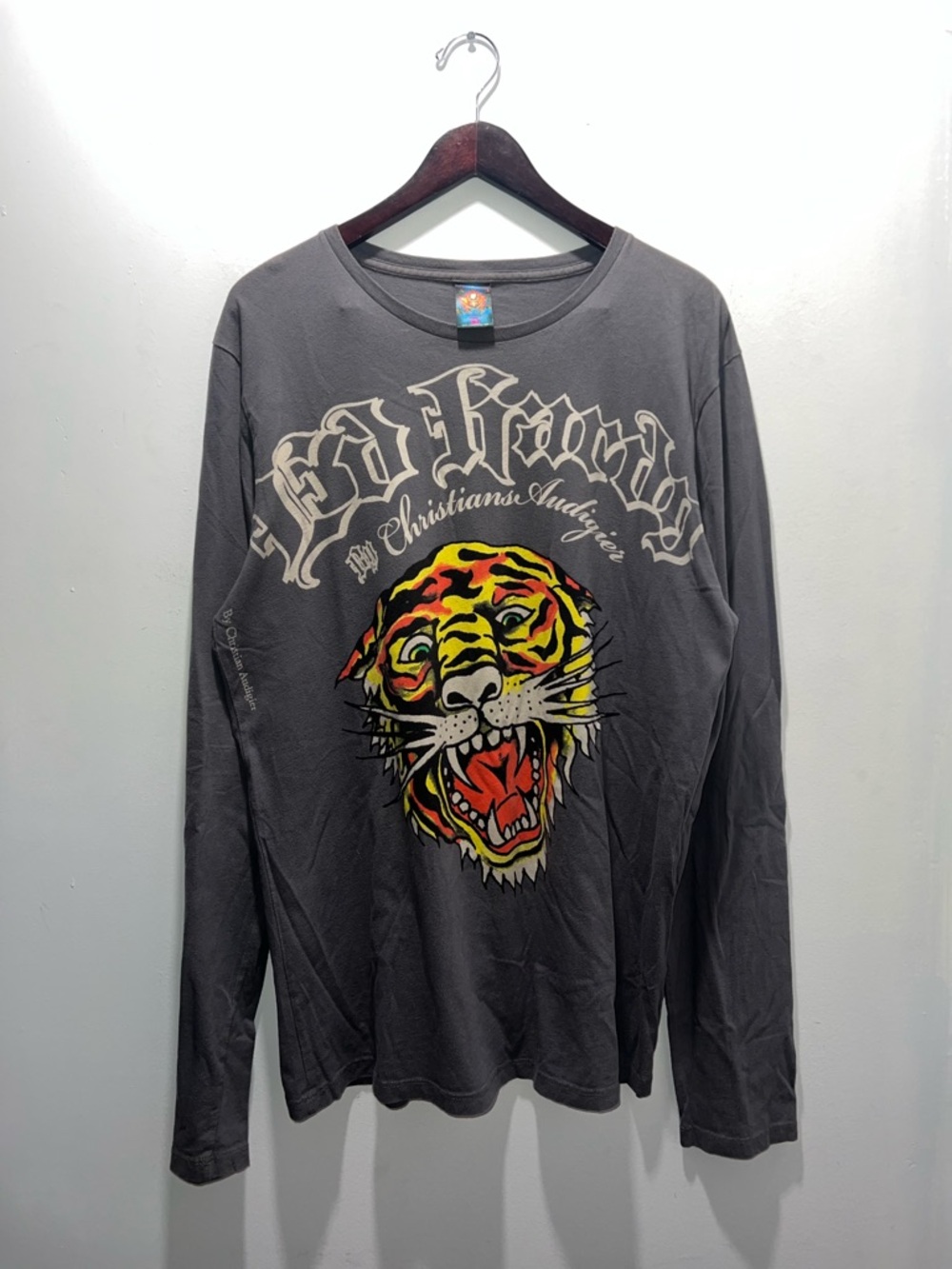 👕🌶️ Y2K Vintage Ed Hardy “Tiger” Double Sided Long Sleeve Shirt